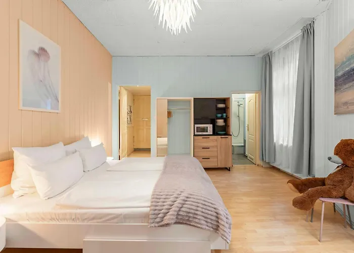 Holiday 33 Apartment H S-Bahn Schoenhauser Allee